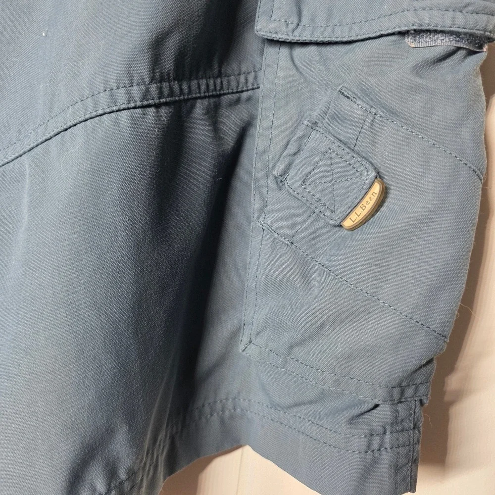LL Bean Mens Cargo‎ Hiking Shorts Blue Nylon Quick Dry Utility Size L Regular